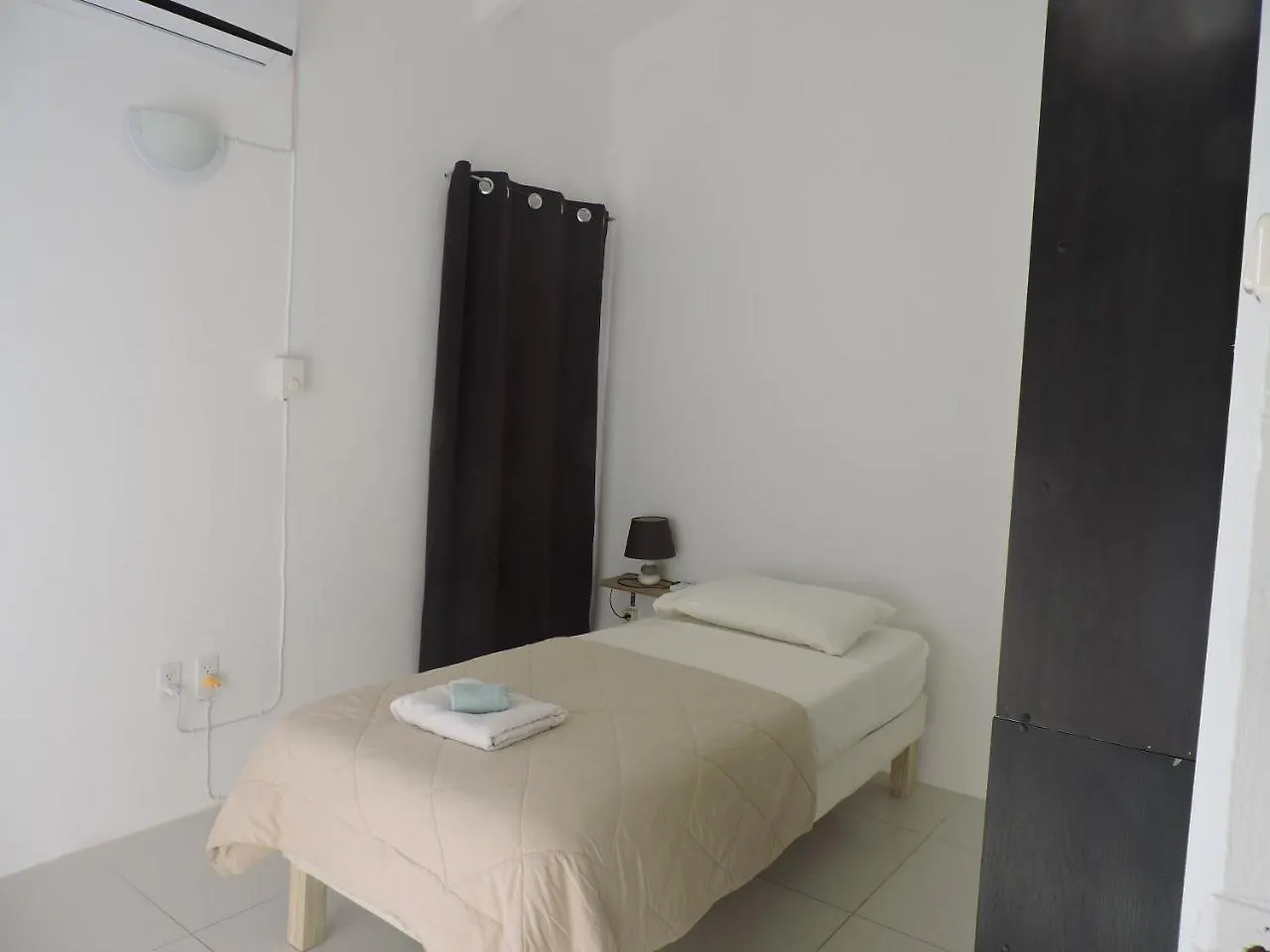 B&B Bellavista Willemstad Bed & Breakfast