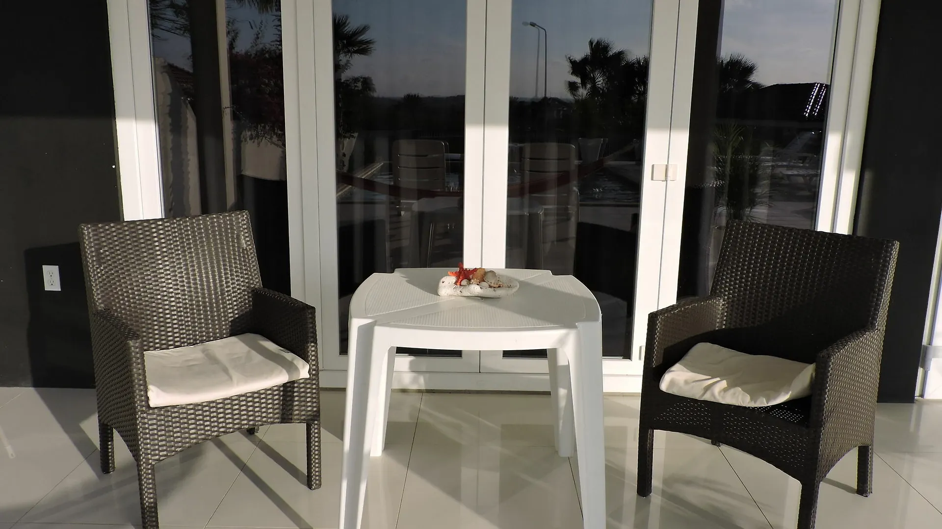 B&B Bellavista Willemstad Bed & Breakfast